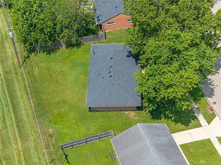 4517 Winchester Dr — Photo 27
