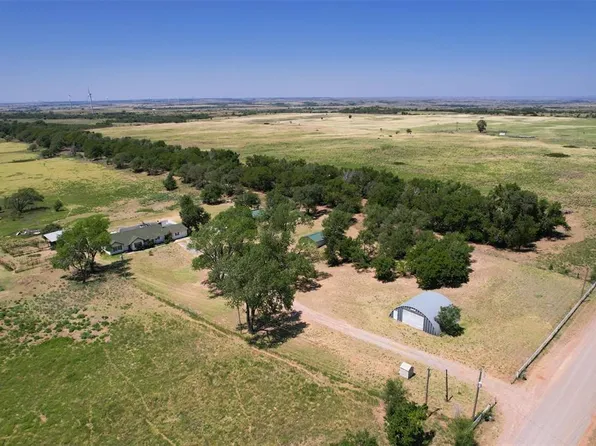 10953 N 1940th Rd, Elk City, OK 73644