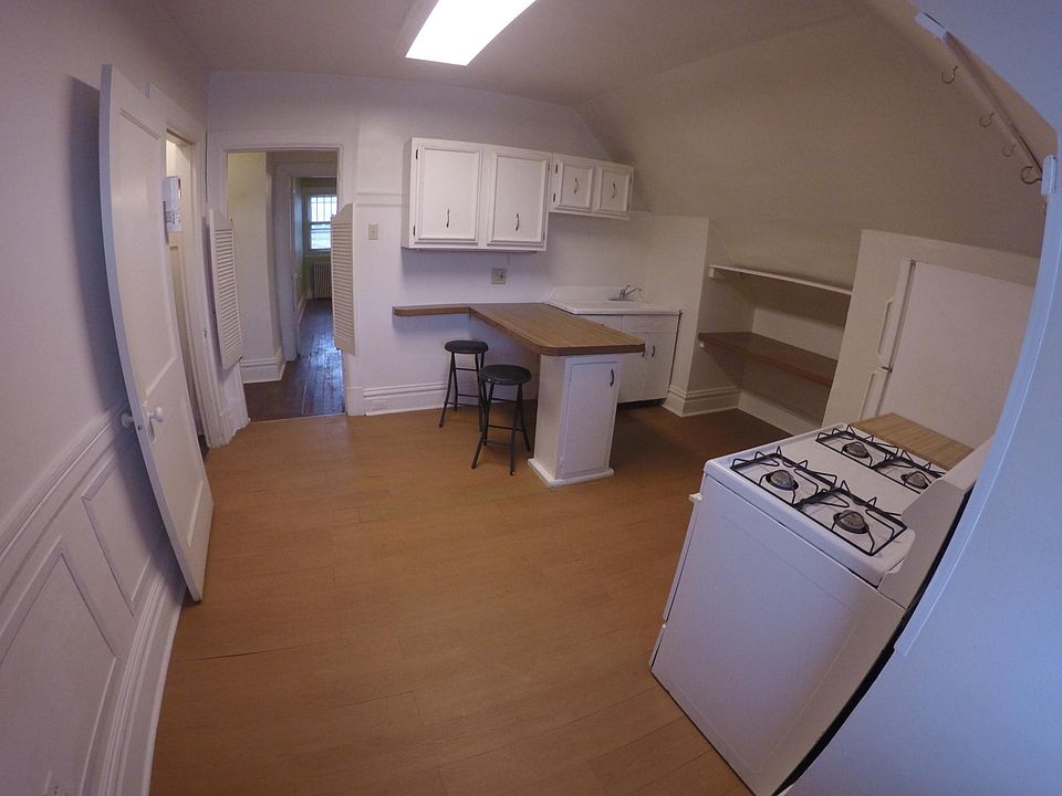1st image of 5443 Baywood St #3