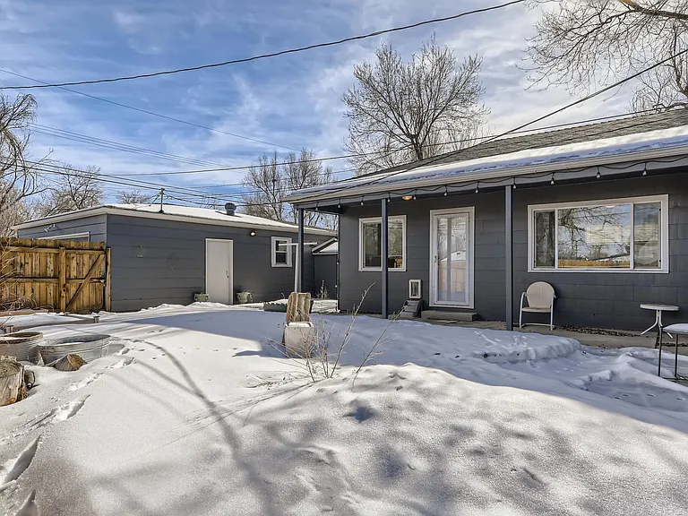 1090 Emporia St — Photo 27