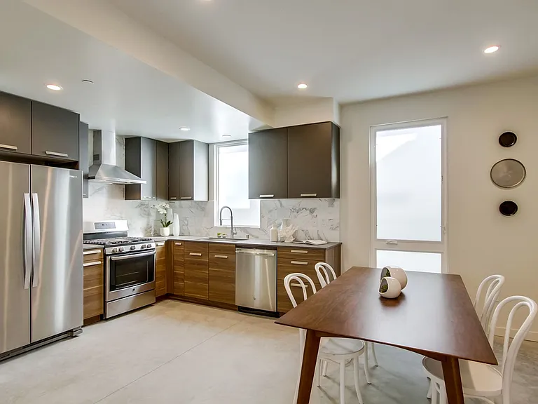 The Evelyn Townhomes: Luxe Living in the Heart of North Park's Trendy Vibe — Photo 11