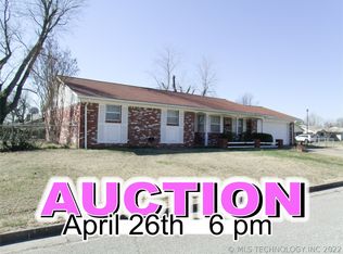 9010 E 49th St, Tulsa, OK 74145