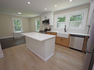 35 Buckingham Court, Watertown, CT, 06779