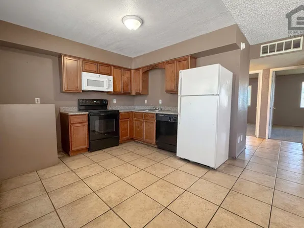 2931 E Atlanta Ave APT 3, Phoenix, AZ 85040