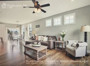 65 Overlook Dr, Hanover, PA 17331