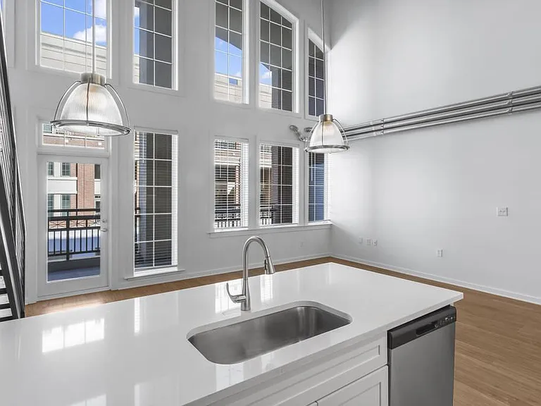 17th Street Lofts — Photo 13