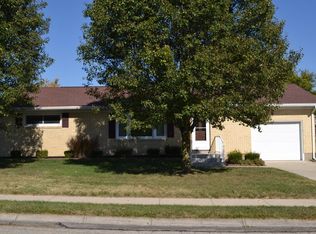 2660 Home Orchard Dr, Springfield, OH 45503