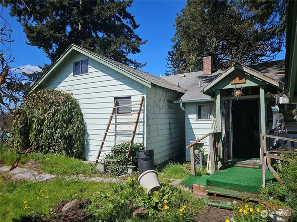856 112th Street S, Tacoma, WA 98444