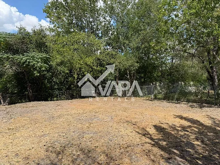 7831 Gallop Dr — Photo 20
