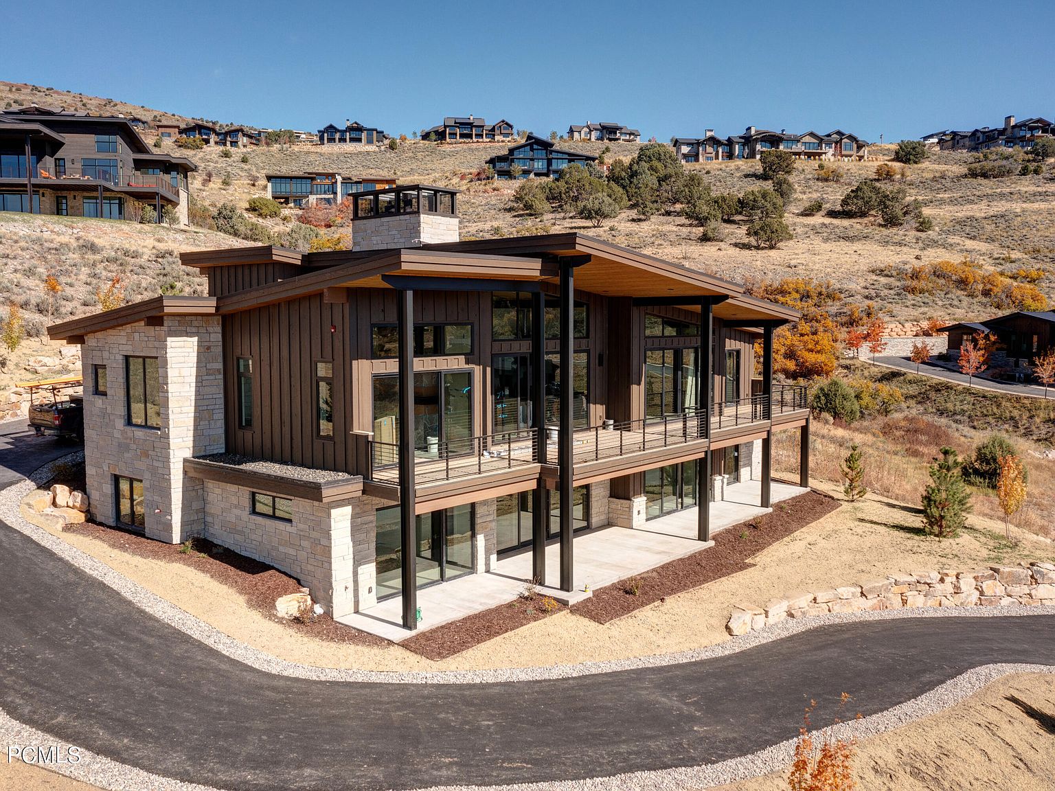 洋書 Mountain Houses 2075 E Notch Mountain Cir, Heber, UT 84032 | Zillow