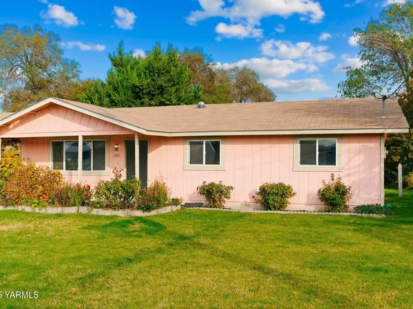 1103 Whatcom St, Yakima, WA 98903