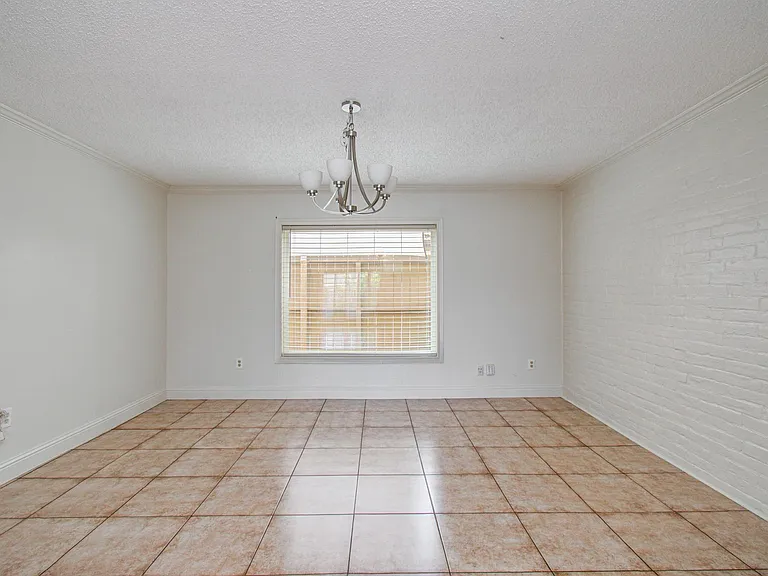 823 S Ripple Creek Dr — Photo 11