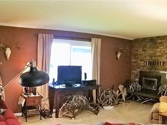 4th image of 149 Silver Dr