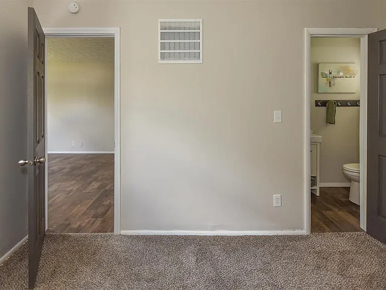 630 S 15th St #2 — Photo 12