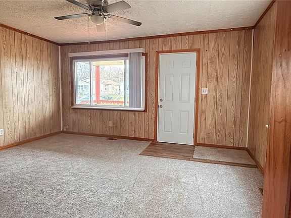 4th image of 1224 Beverly Ave