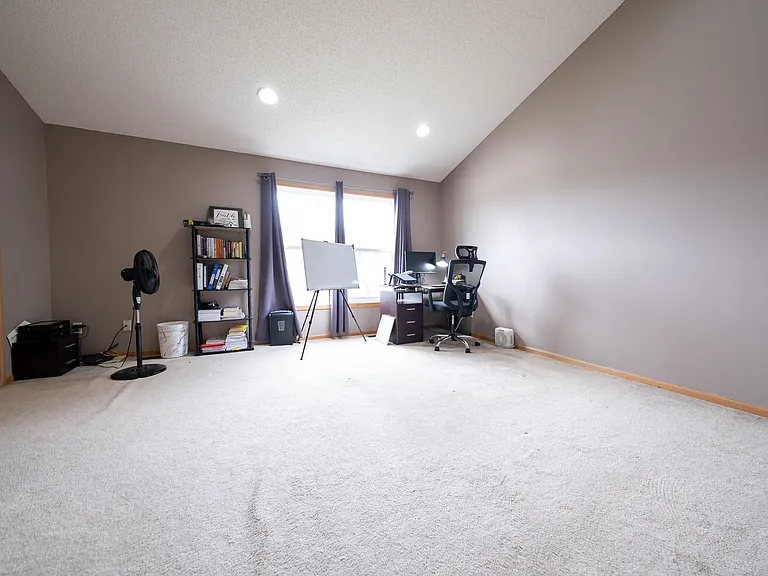 710 Village Pkwy — Photo 12