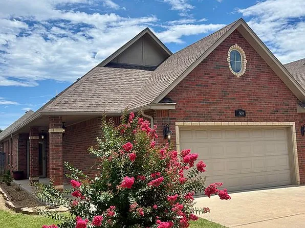8500 Saint Elmo Ct, Oklahoma City, OK 73139