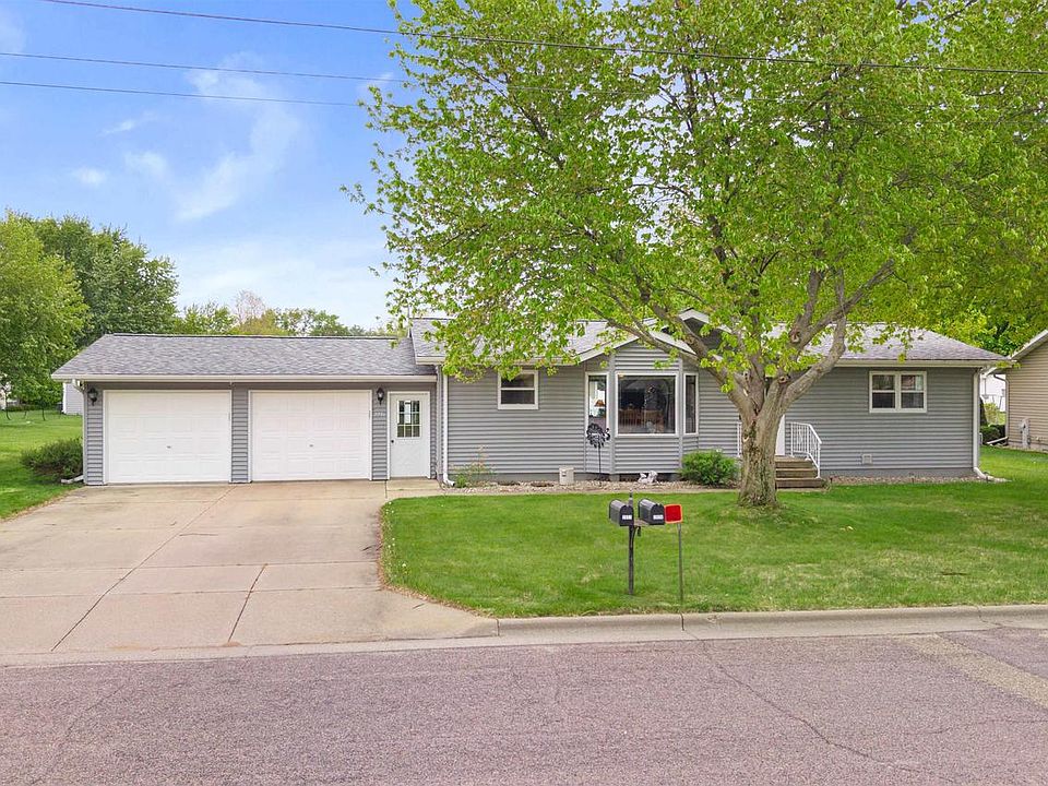 1st image of 2931 4TH STREET SOUTH