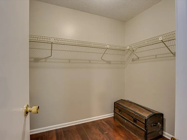 446 Creekwalk Dr — Photo 16
