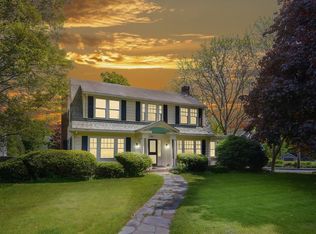 908 Washington St, Holliston, MA 01746