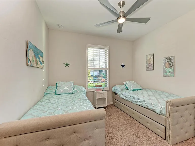 228 Maraviya Blvd — Photo 33