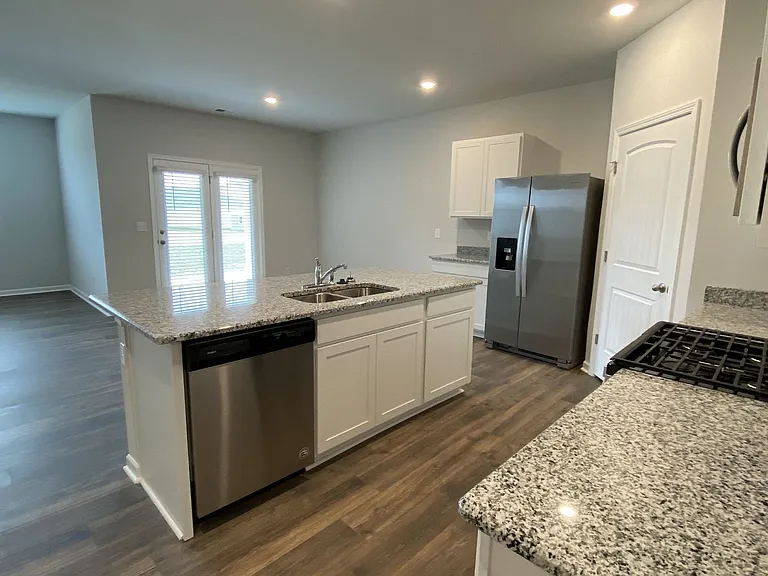 5058 Hunters Village Dr — Photo 5