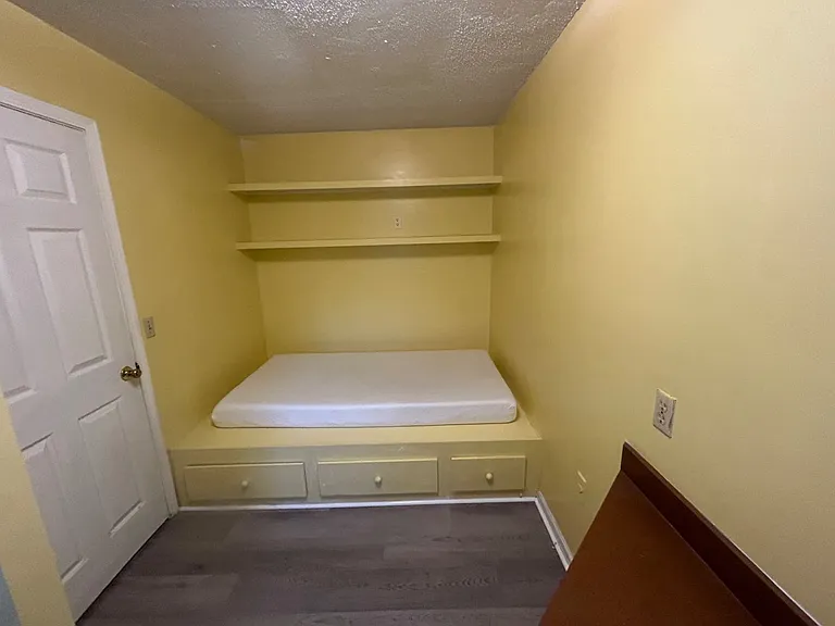 1227 Barnwell Steet Barnwell St #3 — Photo 14
