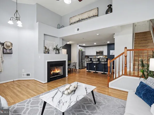 42260 Terrazzo Ter, Aldie, VA 20105