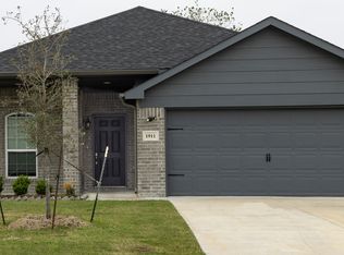 1911 Passion Dr, Dallas, TX 75217