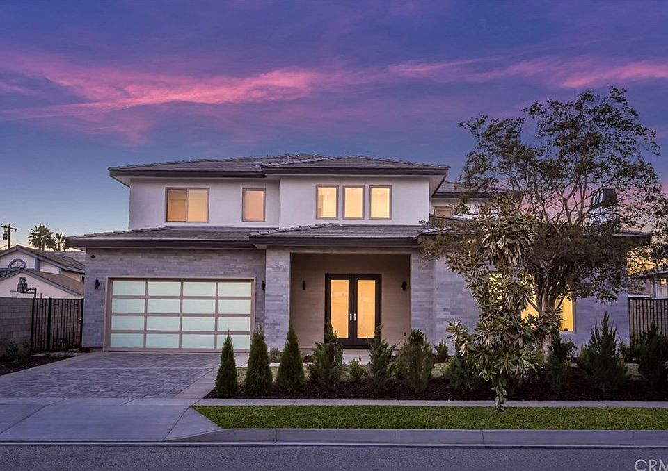 1st image of 4939 Heleo Ave
