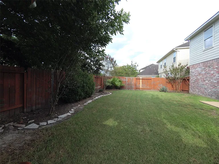 18418 Burgundy Sky Way — Photo 16