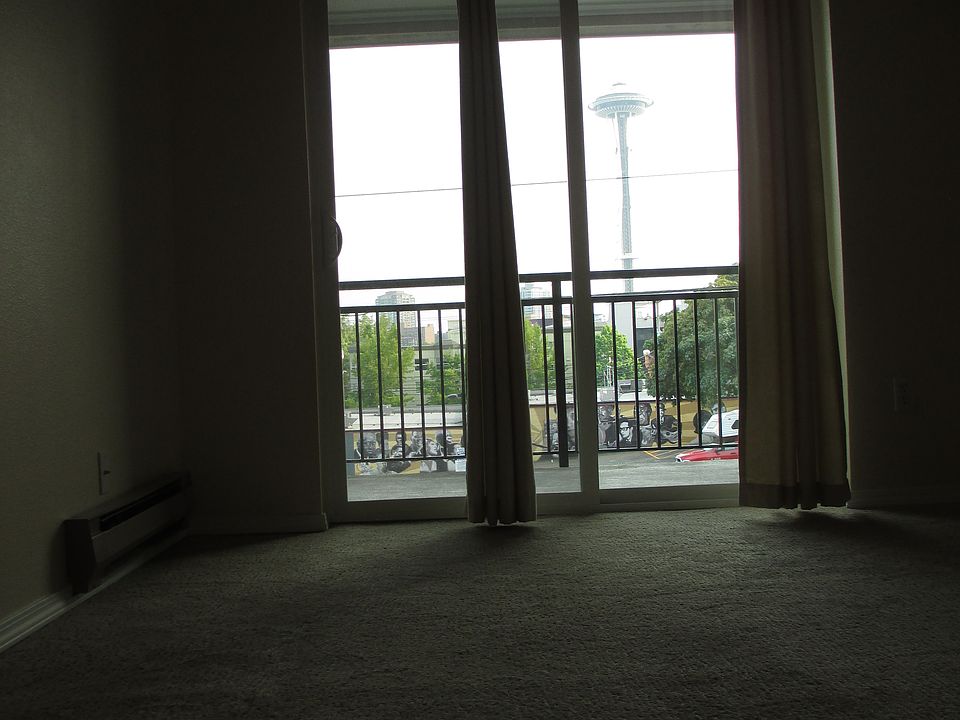 Space Needle view from living room