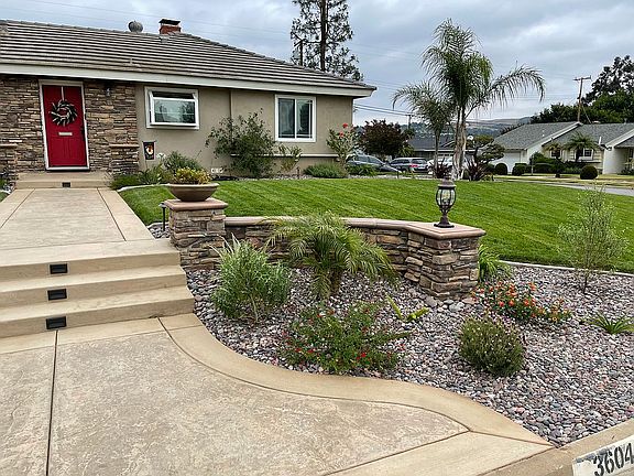 5th image of 3604 N Nearglen Ave