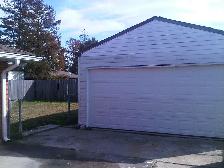 3321 Plaza Dr — Photo 5