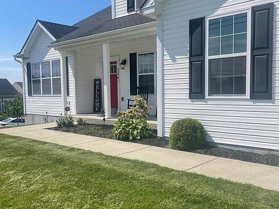 3rd image of 35 Adams Rd