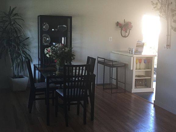 4th image of 602 Madrone Ave