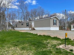9 Wood Rd, Searsport, ME 04974