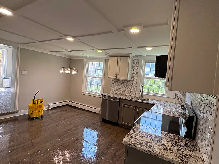 339 Old Stone House Rd S — Photo 8
