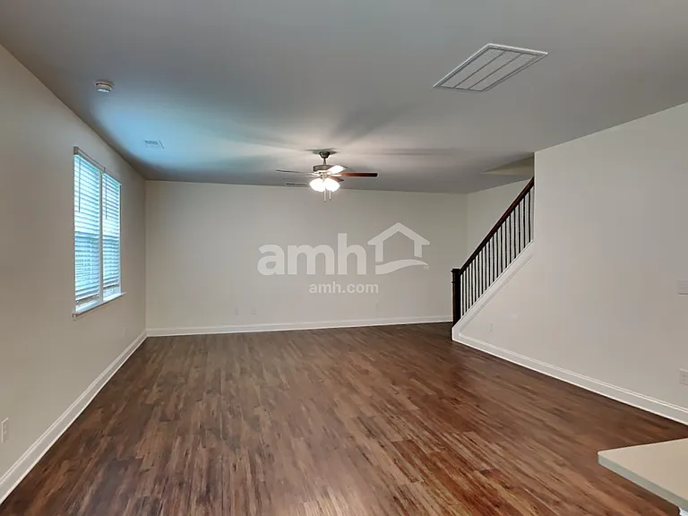 6051 Rosemore Ln — Photo 6
