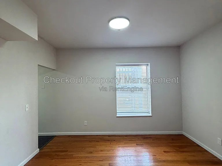 5535 Pershing Ave #22 — Photo 8
