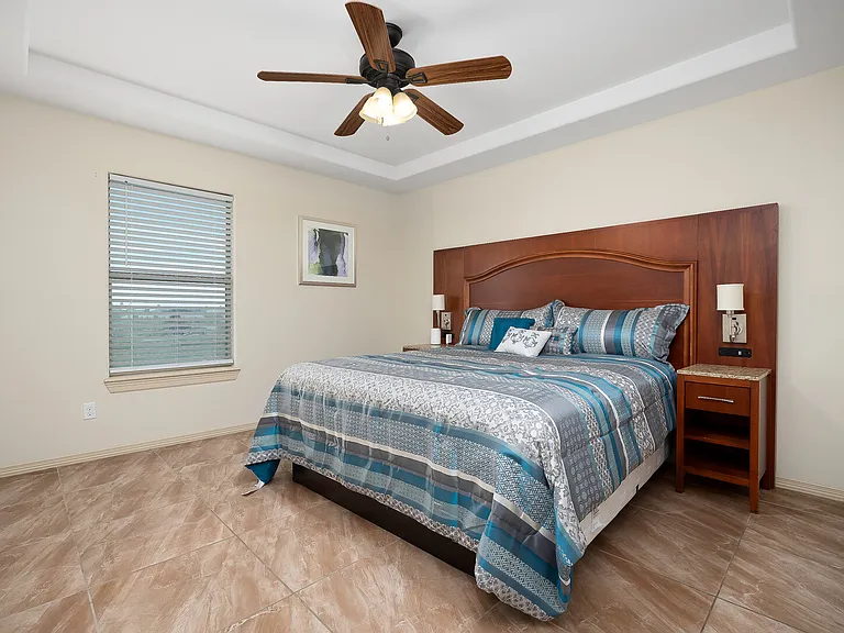 Hummingbird Ct — Photo 5