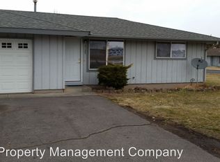 2125 SW Canal Blvd, Redmond, OR 97756