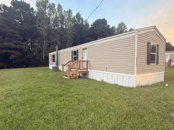 1030 Aaron Ln, Jacksonville, NC 28540