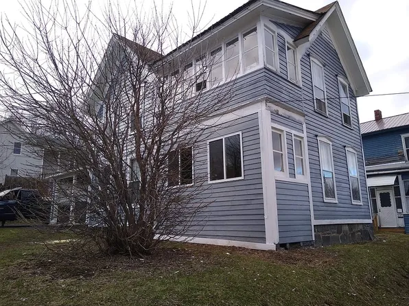 275 Bleecker St, Gloversville, NY 12078