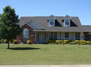 2221 Stevie Mike Dr, Midlothian, TX 76065