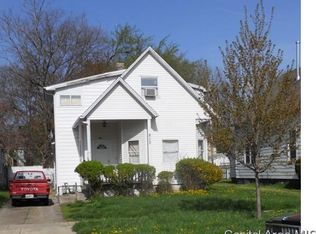 813 N 8th St, Springfield, IL 62702