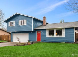 22022 SE 268th St, Maple Valley, WA 98038