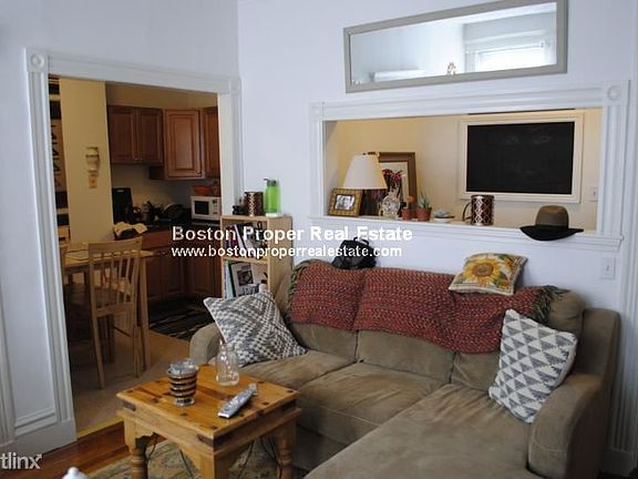 64 Charlesgate East #84 Boston - Fenway Unit Photo 4