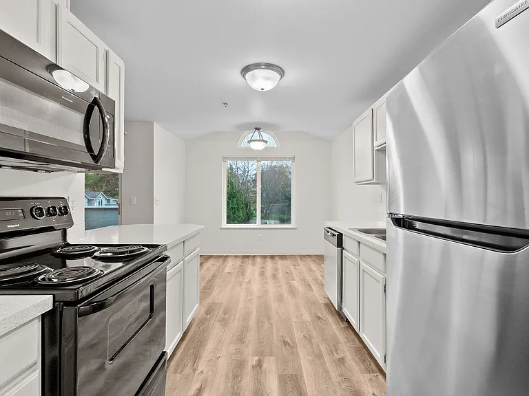 Spacious 2x2 Apartment Homes in Central Tacoma! — Photo 40