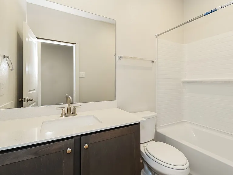 1500 Harvester Dr — Photo 14